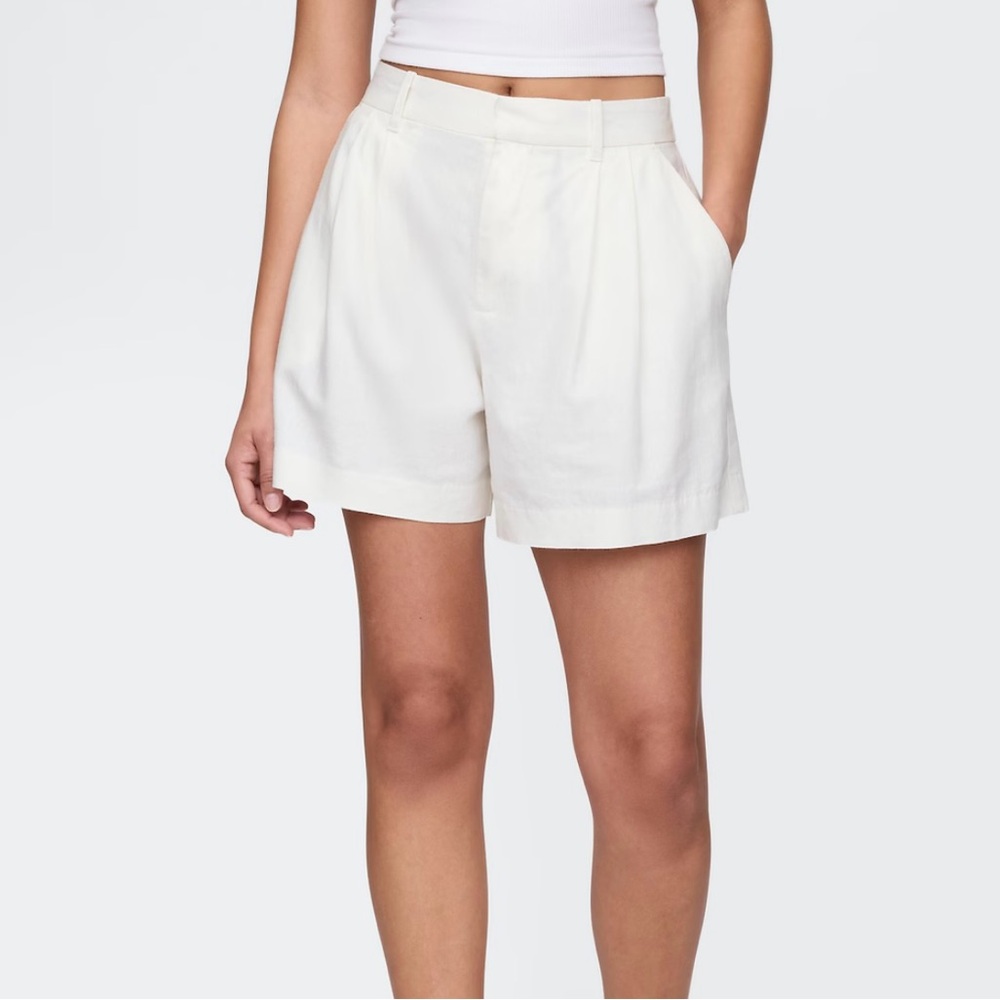 GAP 365 High Rise Linen-Blend Shorts Size Large NWT